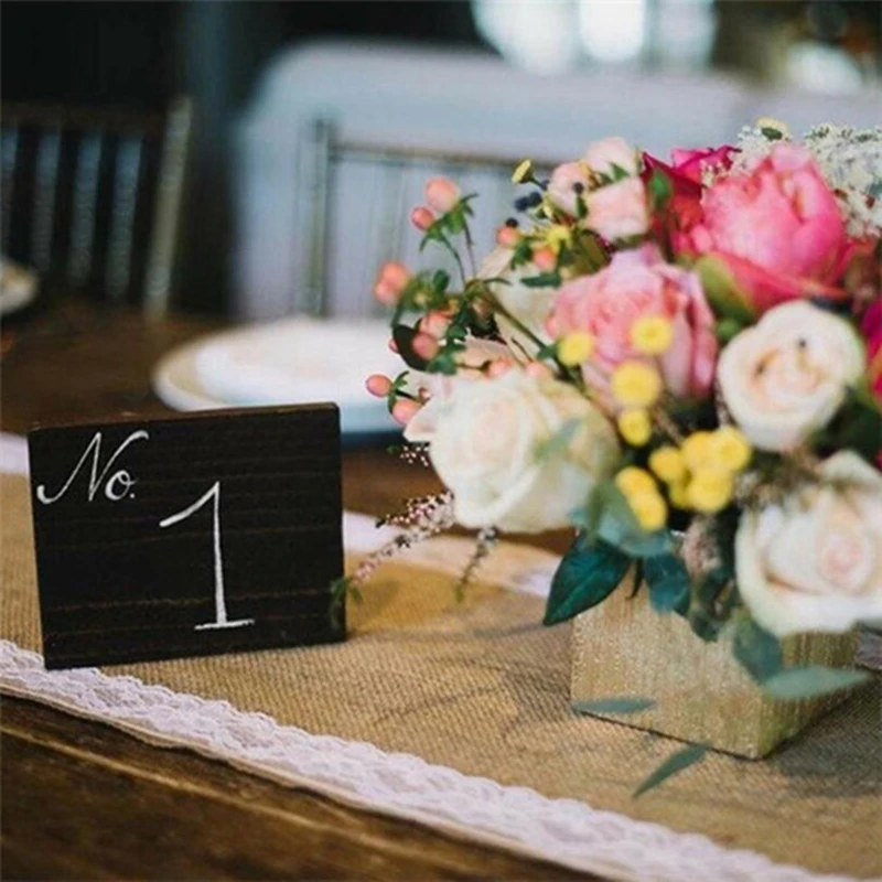 chemin de table floral brodé
