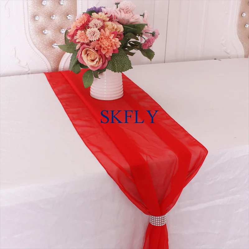 accessoire de table en voile rouge