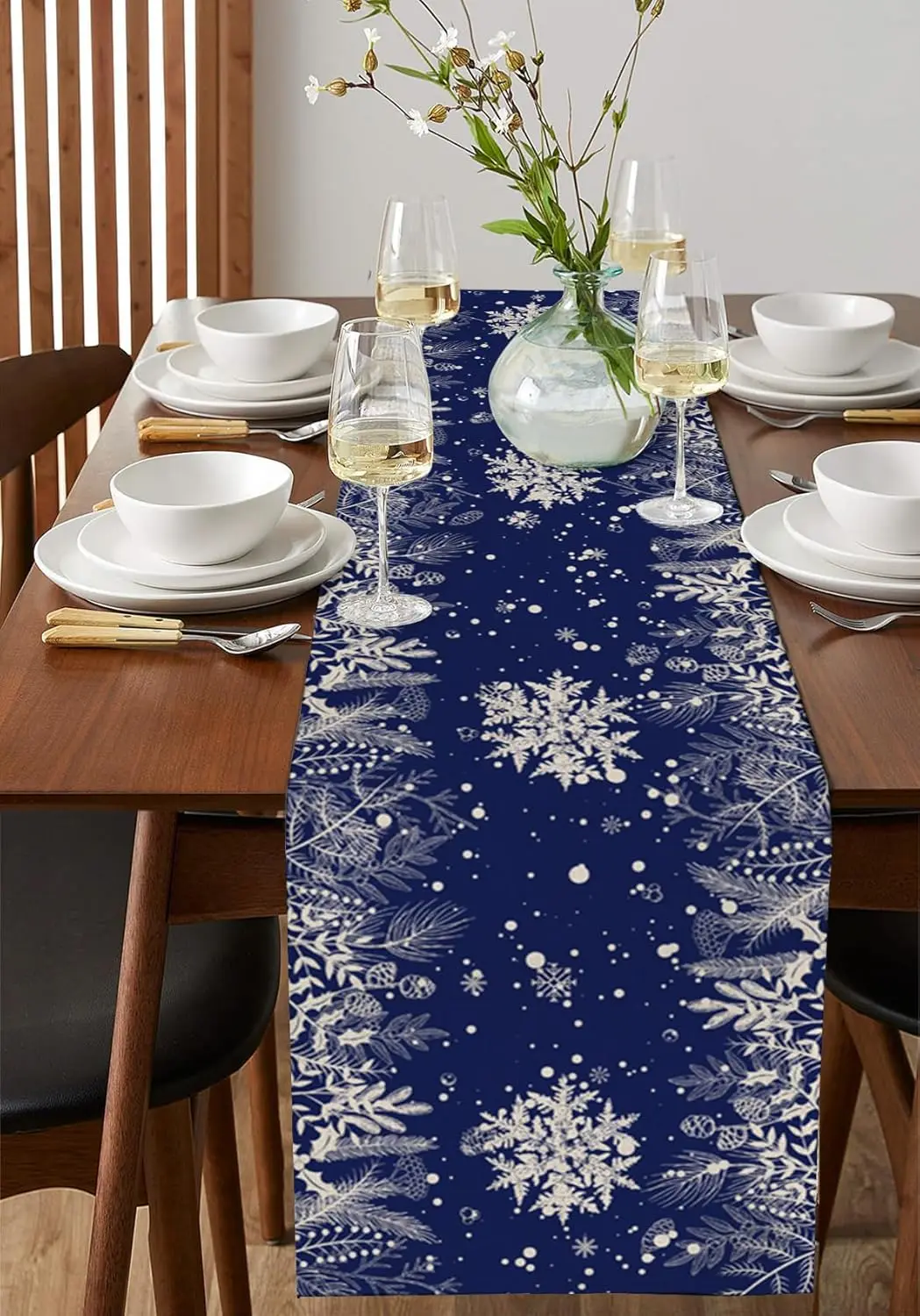 motif imprimé bleu et blanc