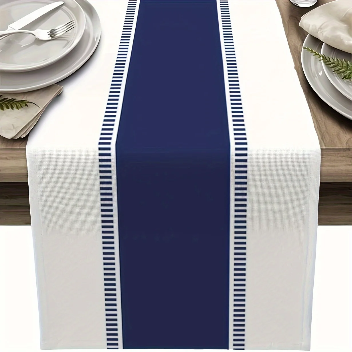 accessoire de table bleu marine