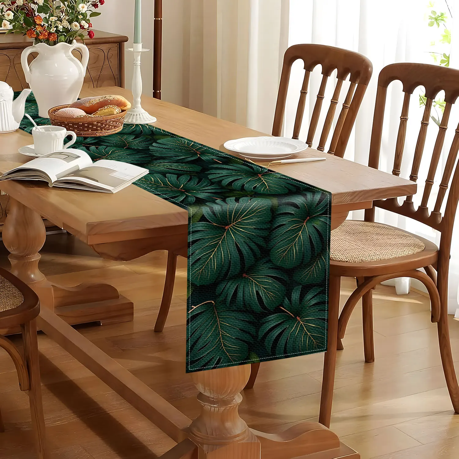 décoration table vert foncé