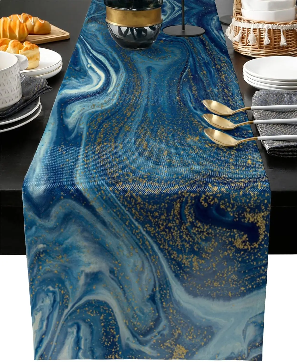 chemin de table mariage bleu or