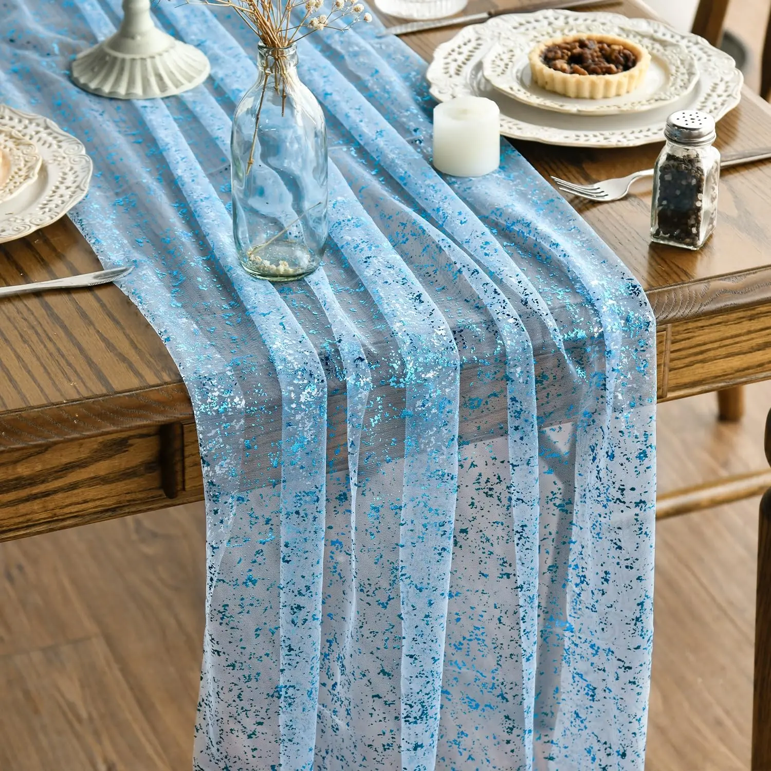 chemin de table mariage organza bleu ciel