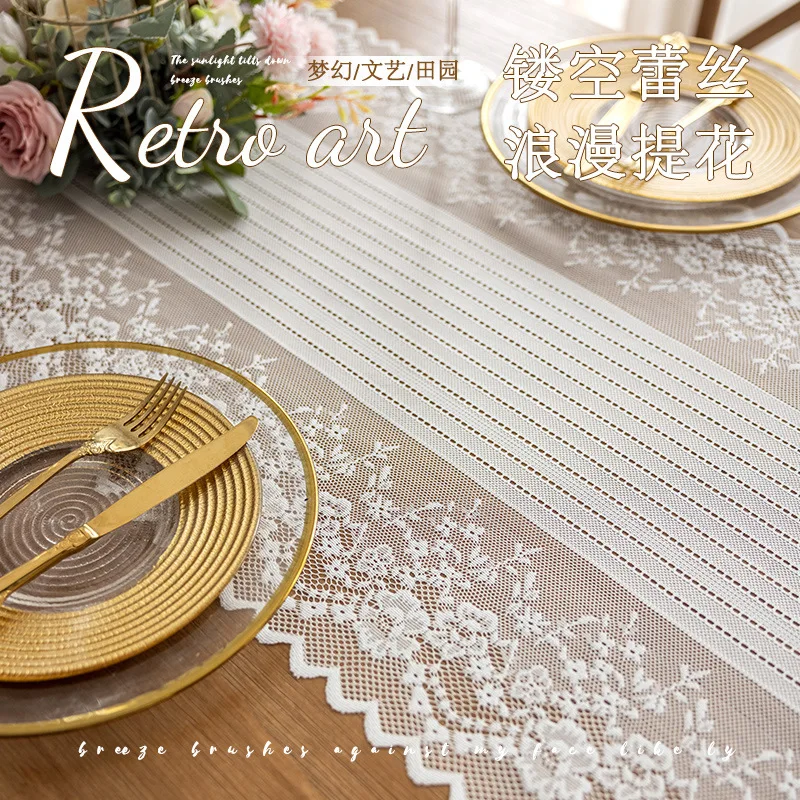 dentelle blanche pour anniversaire